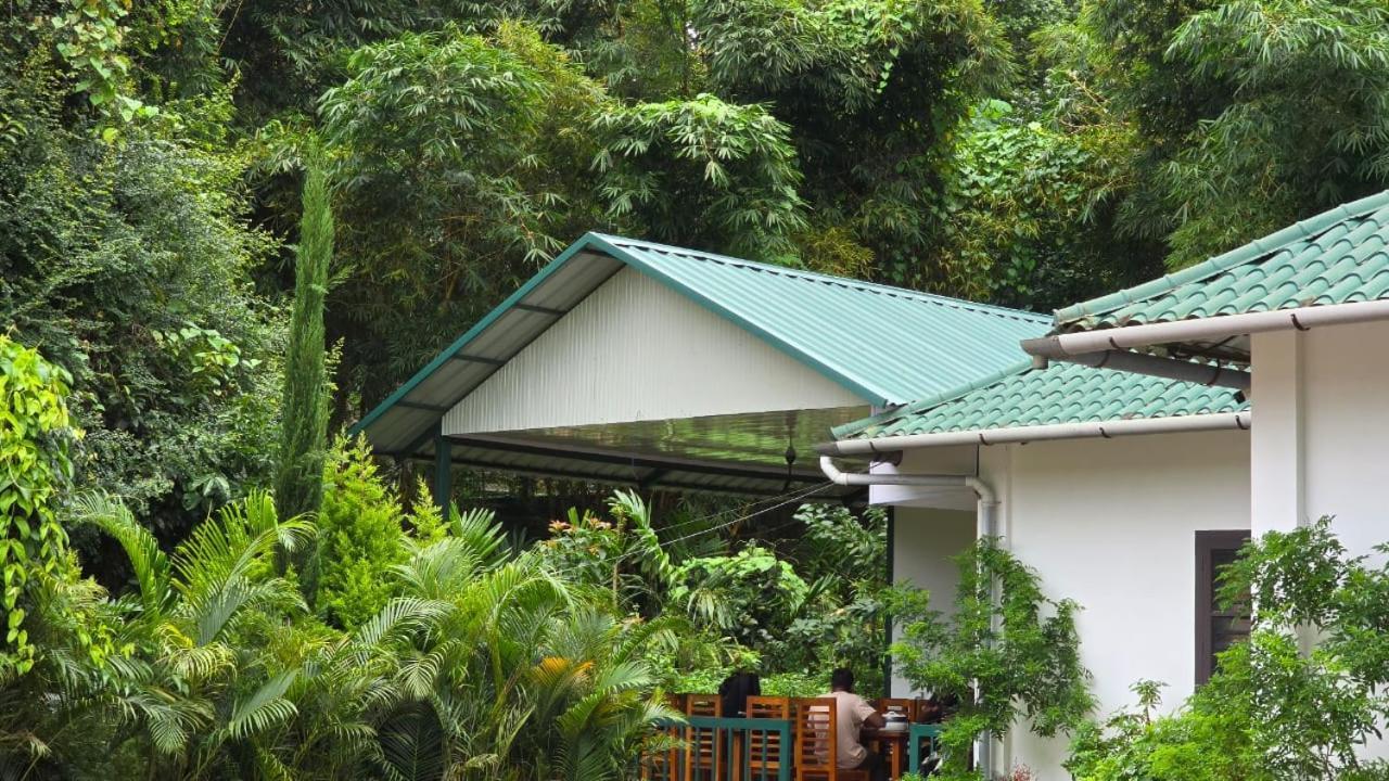 Green Aura Private Villas Sultan Bathery Exterior foto