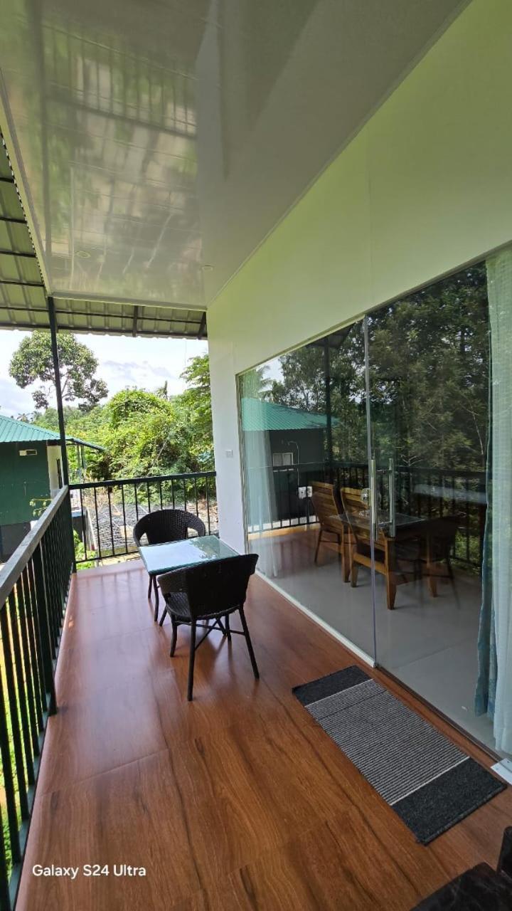 Green Aura Private Villas Sultan Bathery Exterior foto
